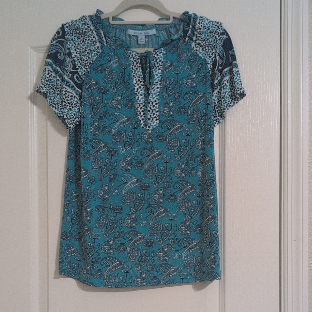 Cato Blue Paisley Women's Blouse